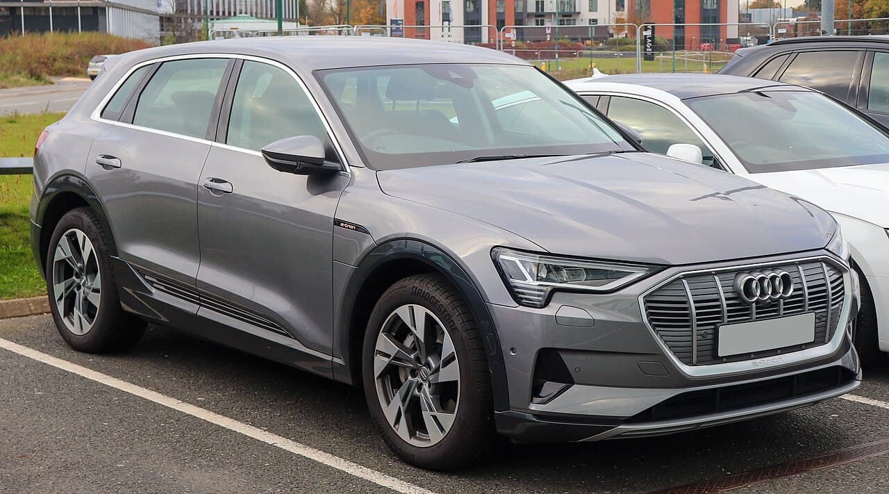 Audi Audi Q8 Sportback e-tron