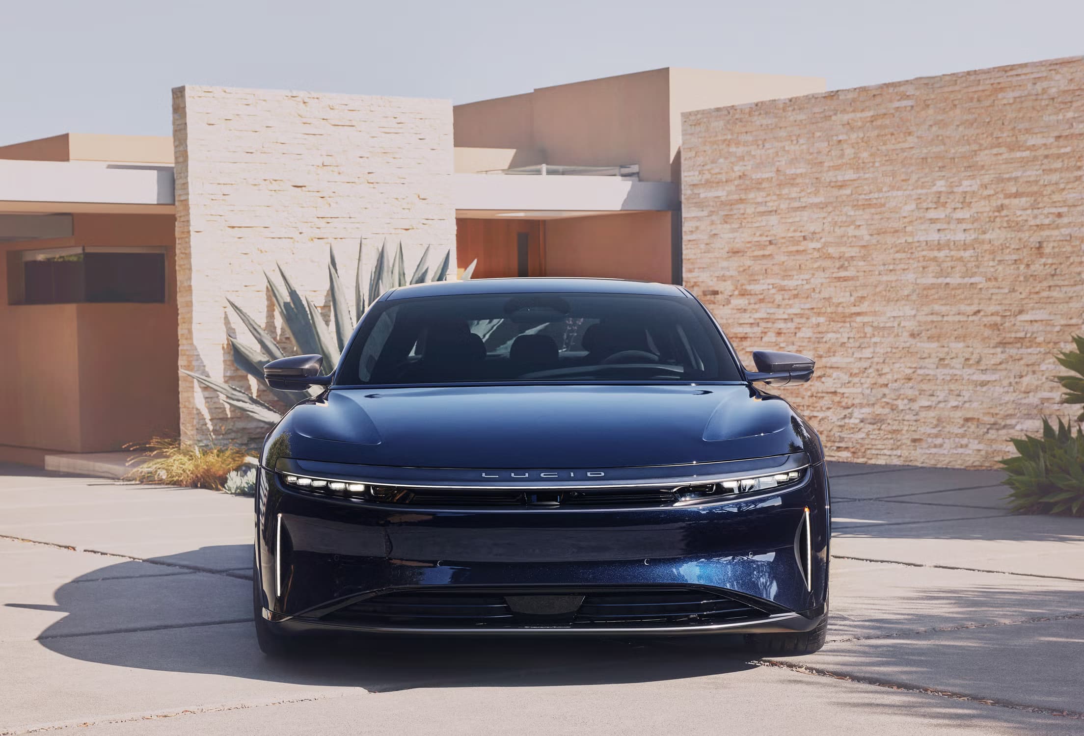 Lucid Lucid Air Sapphire