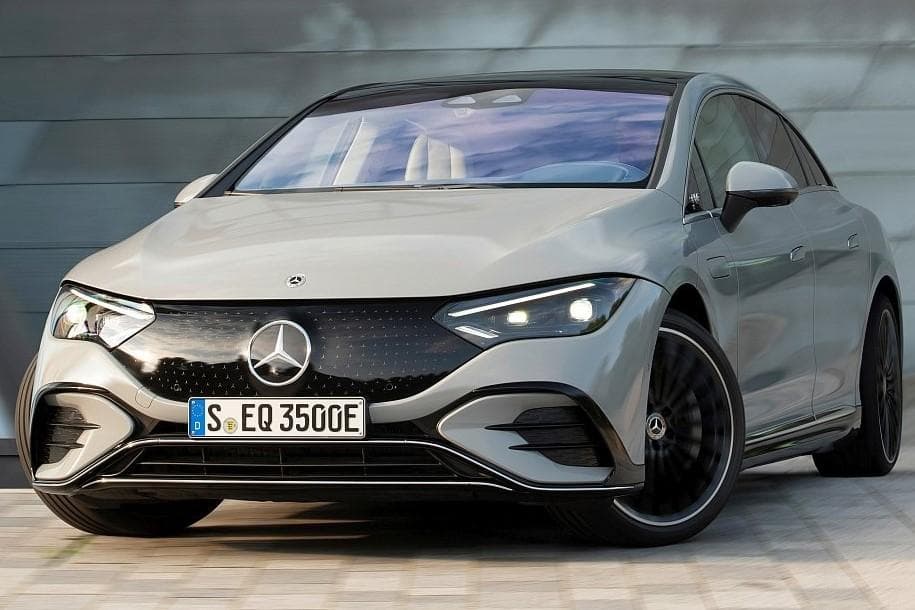Mercedes EQE Sedan