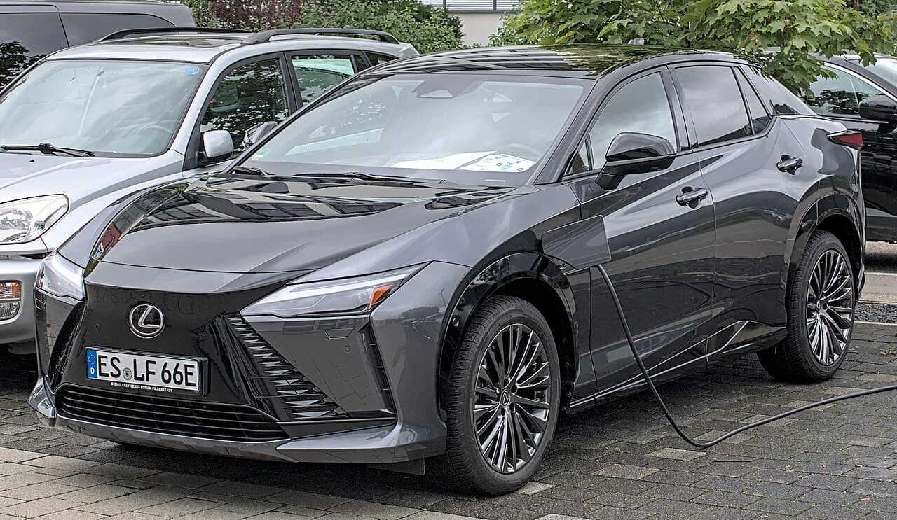 Lexus Lexus RZ Luxury